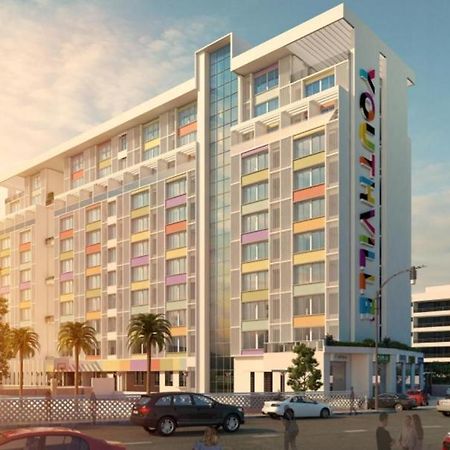 Youthville Boys Hostel Пуне Екстер'єр фото